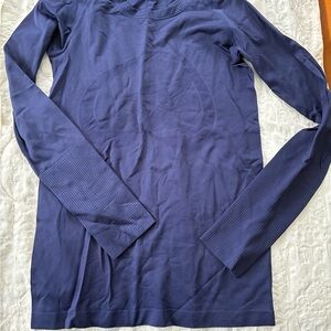 CRZ YOGA Women's Long Sleeve Tee - Navy Blue